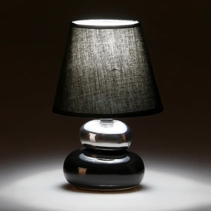 Lampada da scrivania,stile moderno,ceramica nera,lampada da tavolo della camera da letto,15×15×23 cm